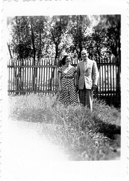 Feleségével, 1954